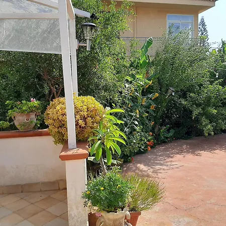 Holiday home Il Roseto Di Betty E Salvo